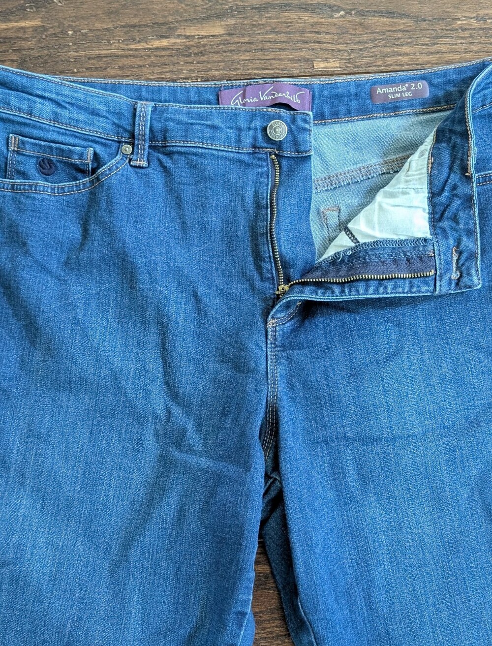 Gloria Vanderbilt Amanda 2.0 Slim Fit Straight Leg Blue Jeans - Picture 2 of 7